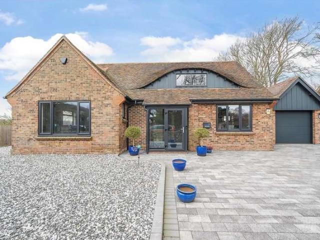 House for sale in Horsham, West Sussex