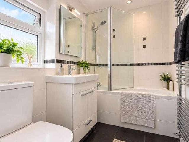 House for sale in Coopersale Street, Epping