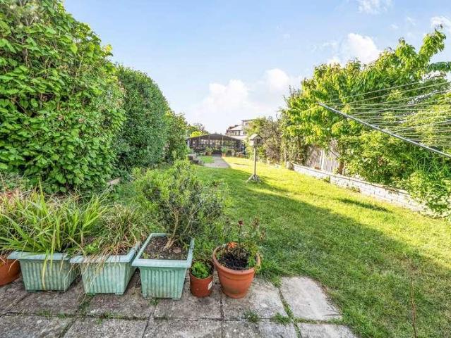House for sale in Worcester Park, Greater London