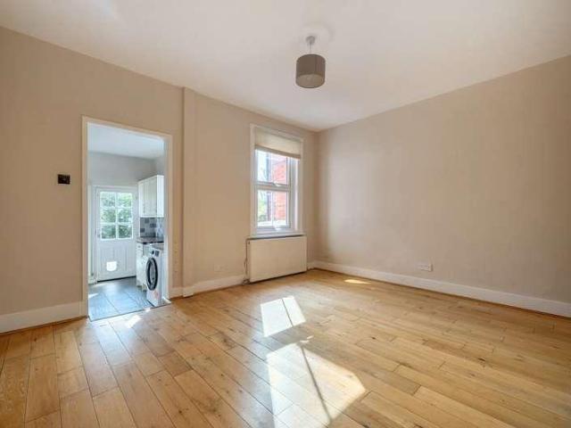 House for sale in Furze Platt, Maidenhead