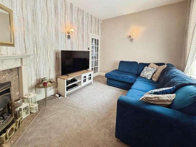House for sale in Slack Side, West Yorkshire