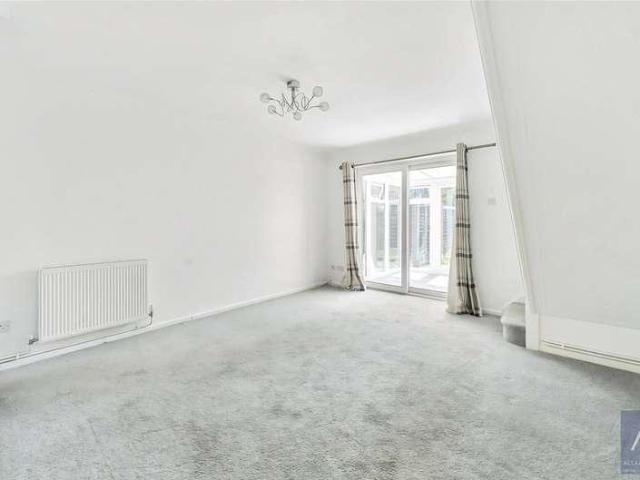 House for sale in Buckingham, Buckinghamshire