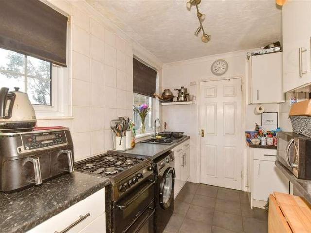 House for sale in Aylesham, Dover