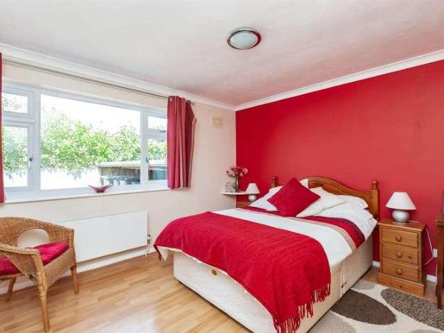 House for sale in Mariner's View, The Bridge
