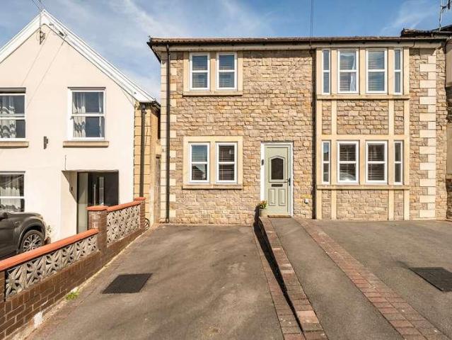 House for sale in Kingswood, South Gloucestershire
