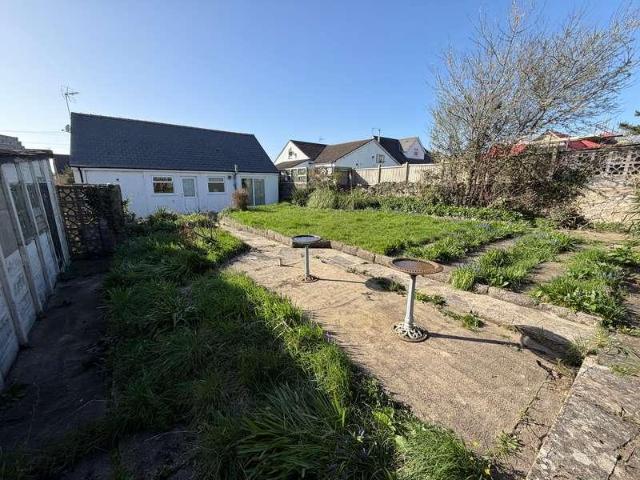 House for sale in Fonmon, Wales