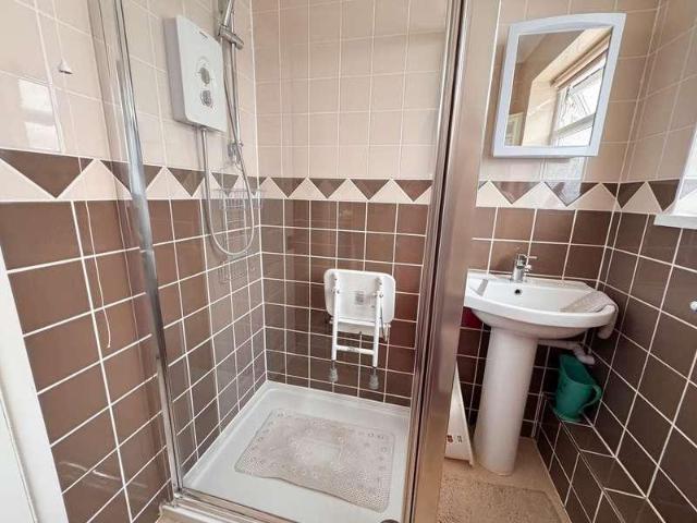 House for sale in Hayes