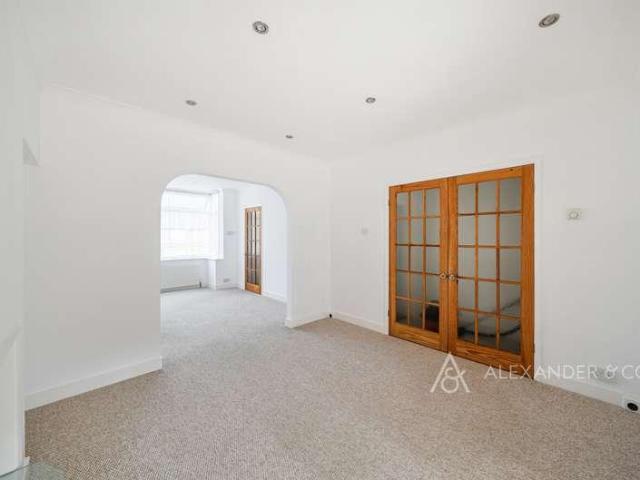 House for sale in Beecroft, Dunstable