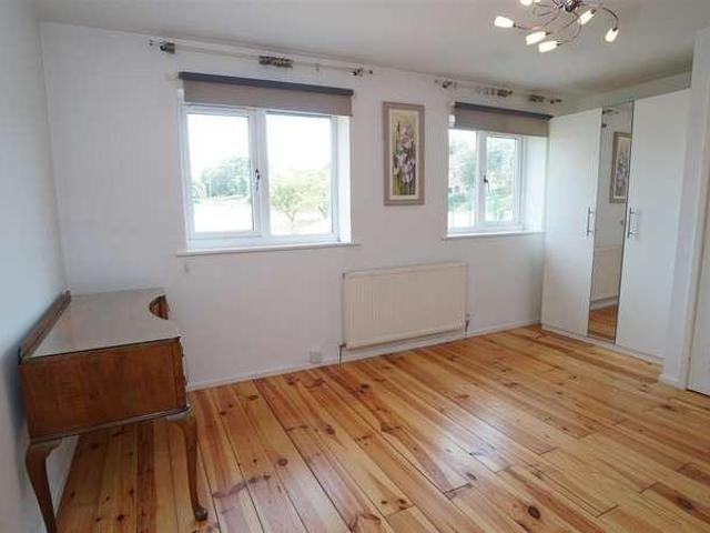House for sale in Baildon, West Yorkshire
