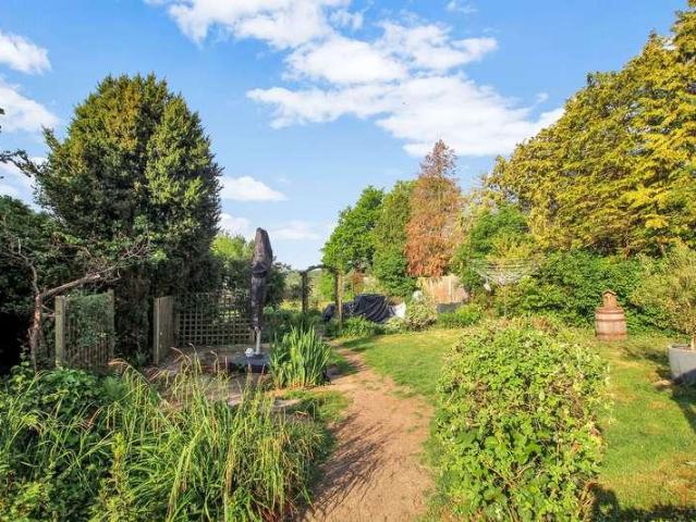 House for sale in Bridgefield, Kent