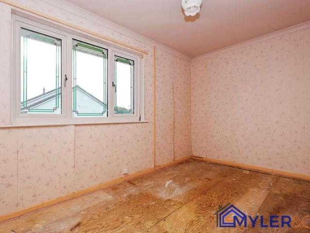 House for sale in Barrows Green, Widnes