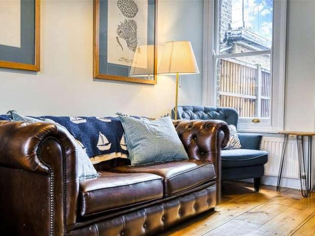 House for sale in Alton Barnes, Essex