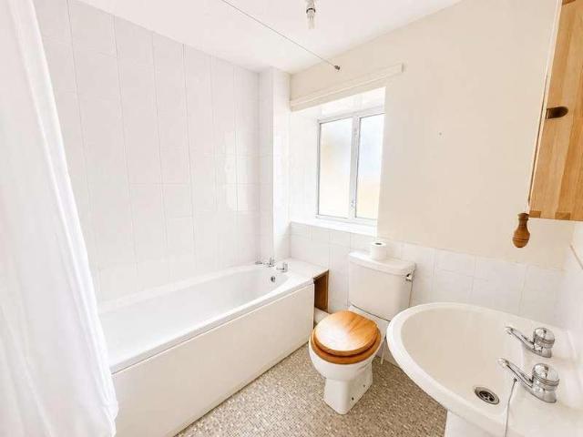 House for sale in Weston Under Penyard