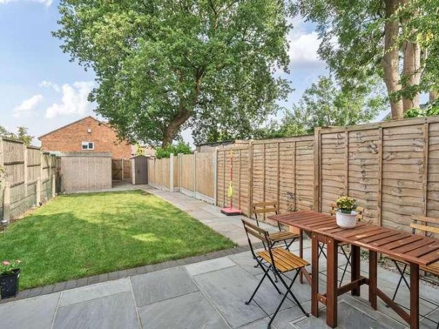 House for sale in Woodford, Greater London