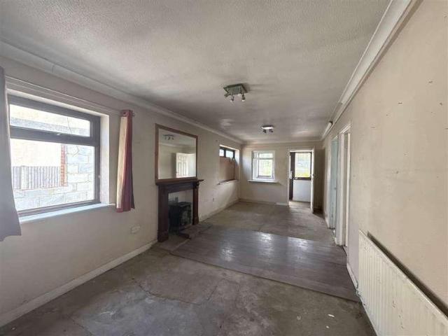 House for sale in Grove Park, Oad Street