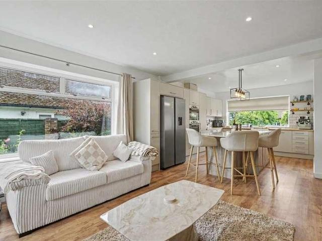 House for sale in Attenborough, East Midlands
