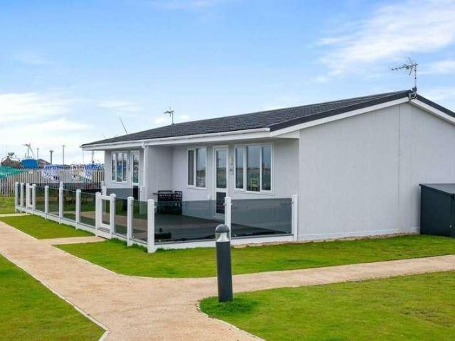 House for sale in Carnaby, Bridlington