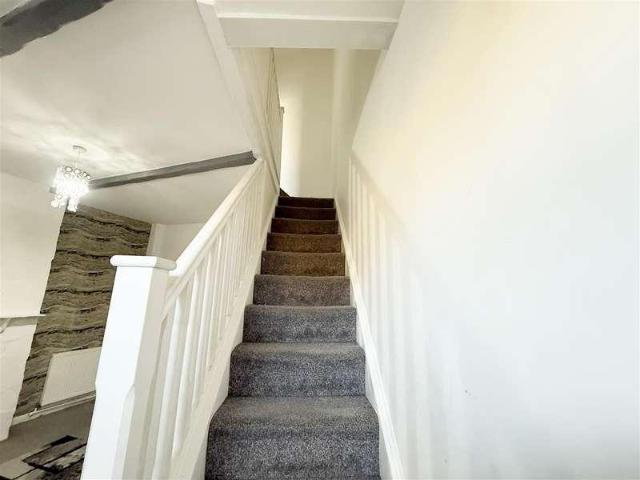 House for sale in Brownlow Fold, Lee Bank
