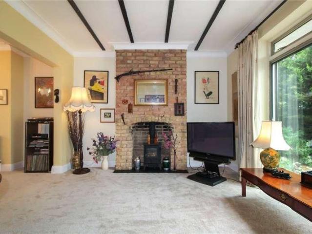 House for sale in Alton Barnes, Essex