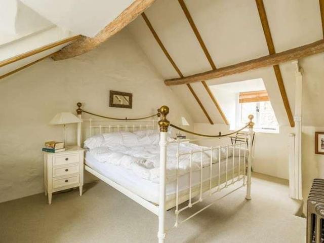 House for sale in Black Bourton, Oxfordshire
