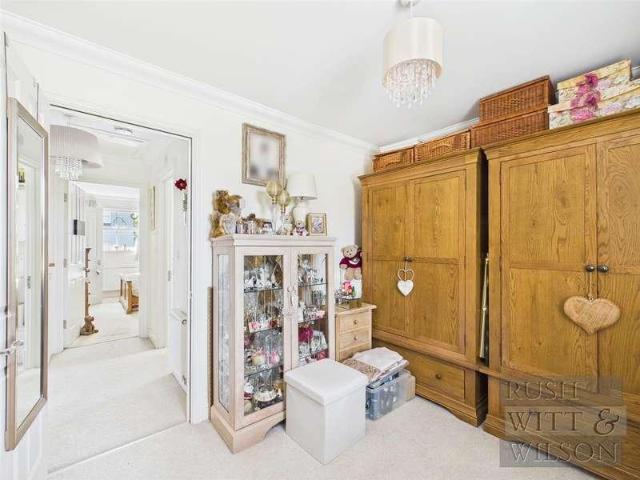 House for sale in Heathlands, East Sussex