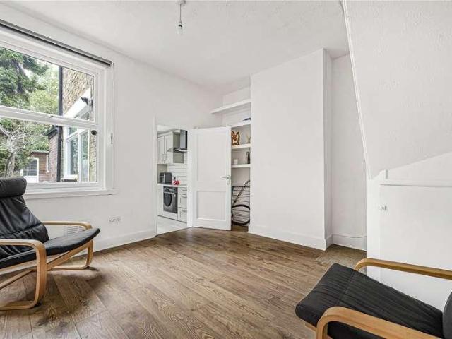 House for sale in Crofton Park, Greater London