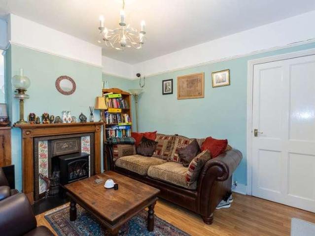 House for sale in Colnbrook, Slough