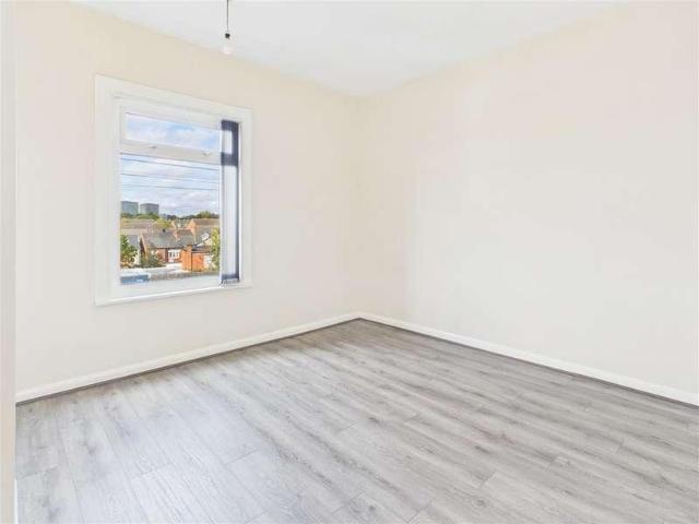 House for sale in Ball Hill, Coventry