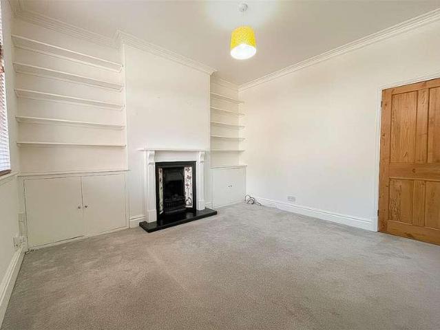 House for sale in Knighton Fields, Leicester