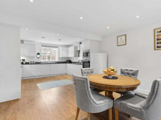 House for sale in Herne and Broomfield, The Bridge