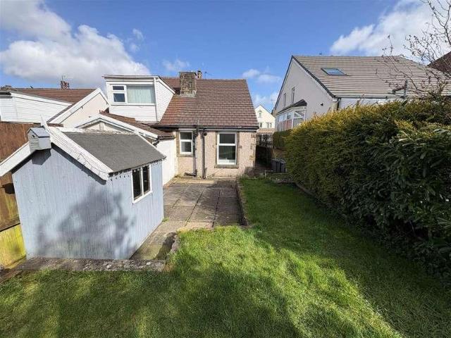 House for sale in Allerton Upper Green, West Yorkshire