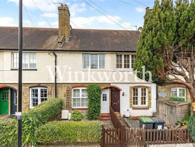House for sale in Tower Gardens Estate, Greater London