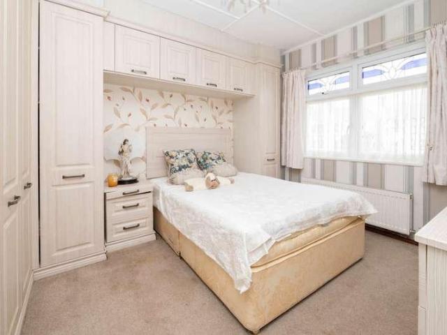 House for sale in Barracks, The Bridge