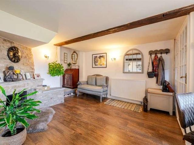 House for sale in Alderminster, Warwickshire