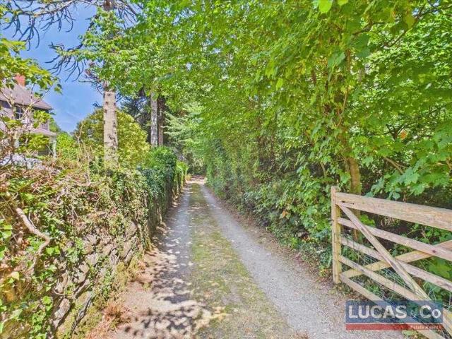 House for sale in Pentir, Bangor