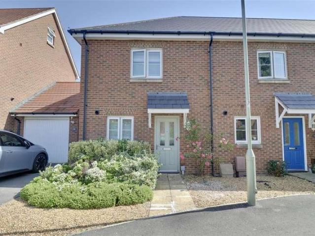 House for sale in Hampshire Farm, Spring Vale