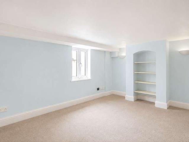 House for sale in Ewens Farm, Golden Valley