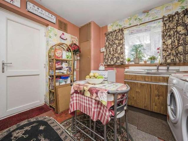 House for sale in Windsor, Clewer New Town