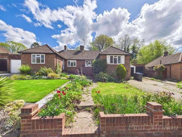 House for sale in London Borough of Croydon, Selsdon