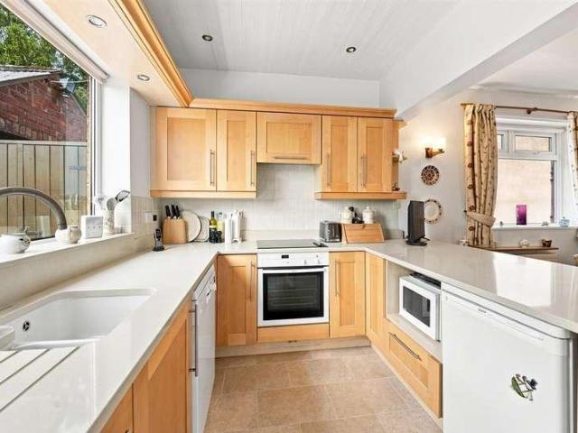 House for sale in Broken Cross, Macclesfield