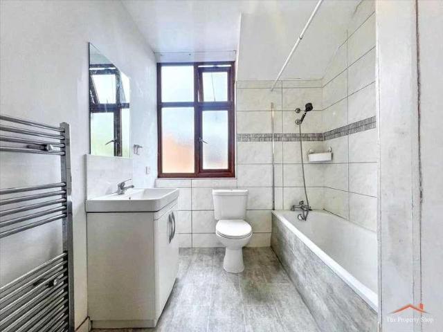 House for sale in Greater London