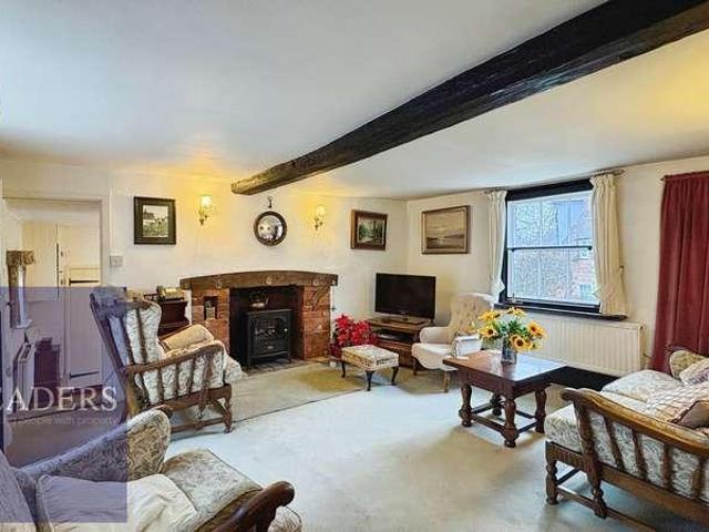 House for sale in Chipping Hill, Essex