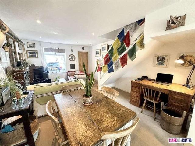 House for sale in Watergate, Devon