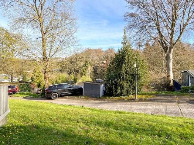 House for sale in Caeathro, Wales