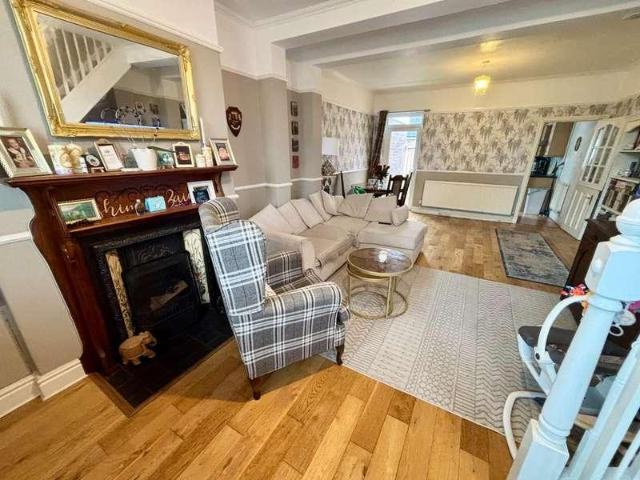 House for sale in Georgia, Greater Manchester