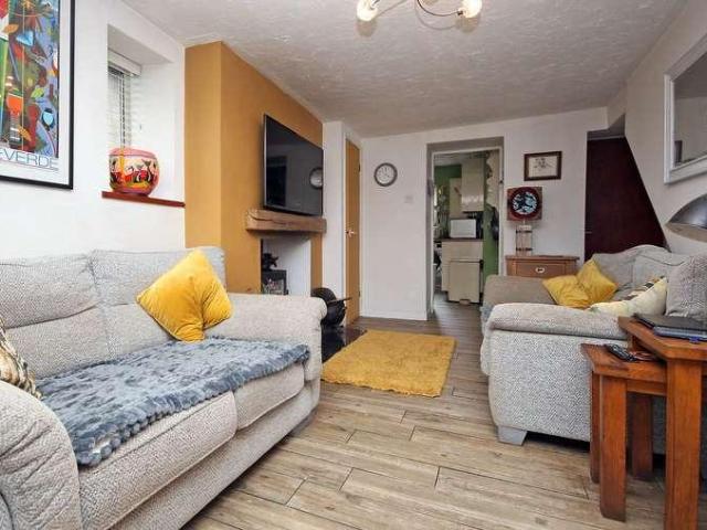 House for sale in Llanllyfni