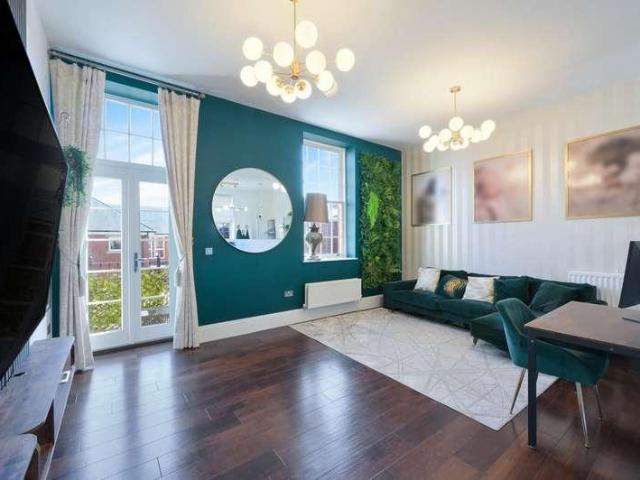 Flat for sale in The Wells, Surrey