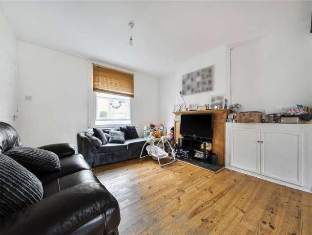 House for sale in Sevenoaks, The Butts