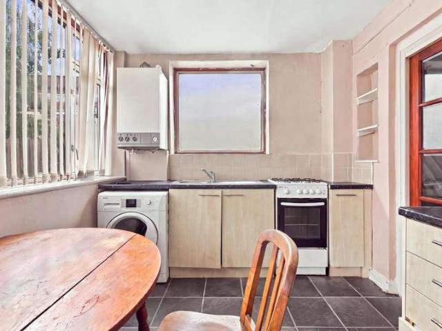 House for sale in Waltham Cross, Broxbourne