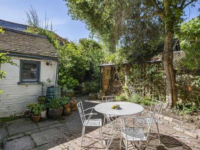 House for sale in Seaford, Iford